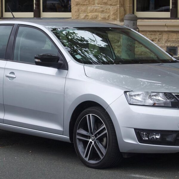 Skoda Rapid: Wymiary, pojemność bagażnika i inne dane techniczne.