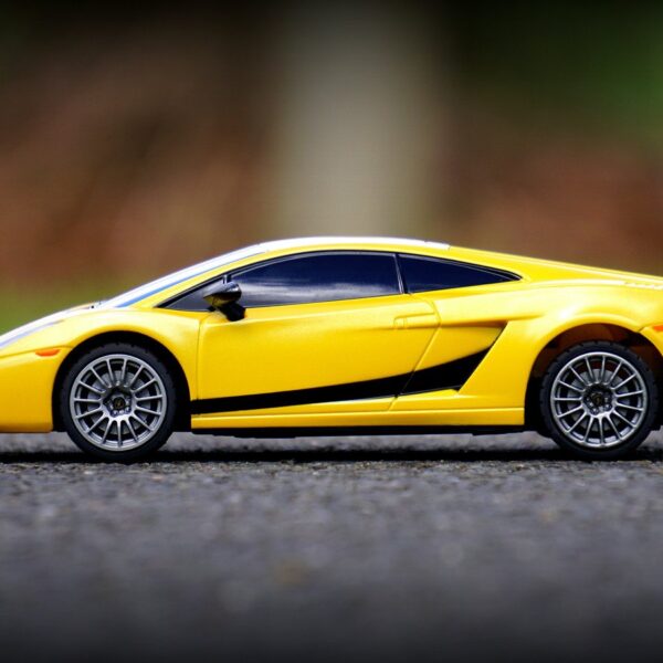 Jakie są najnowsze trendy w technologii motoryzacyjnej na rok 2024?