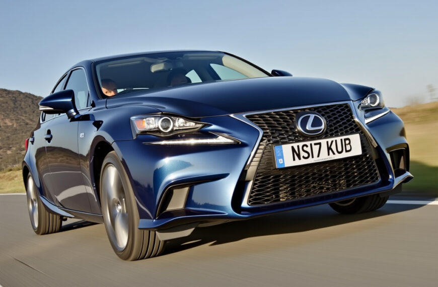 Lexus IS – opinie, cena, dane techniczne, wymiary, spalanie, osiągi