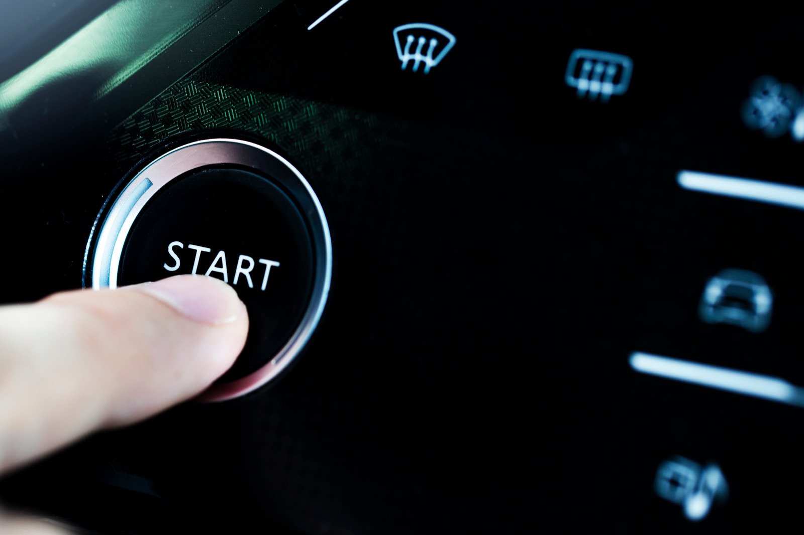 Jakie są zalety i wady systemów Start-Stop w nowoczesnych samochodach?