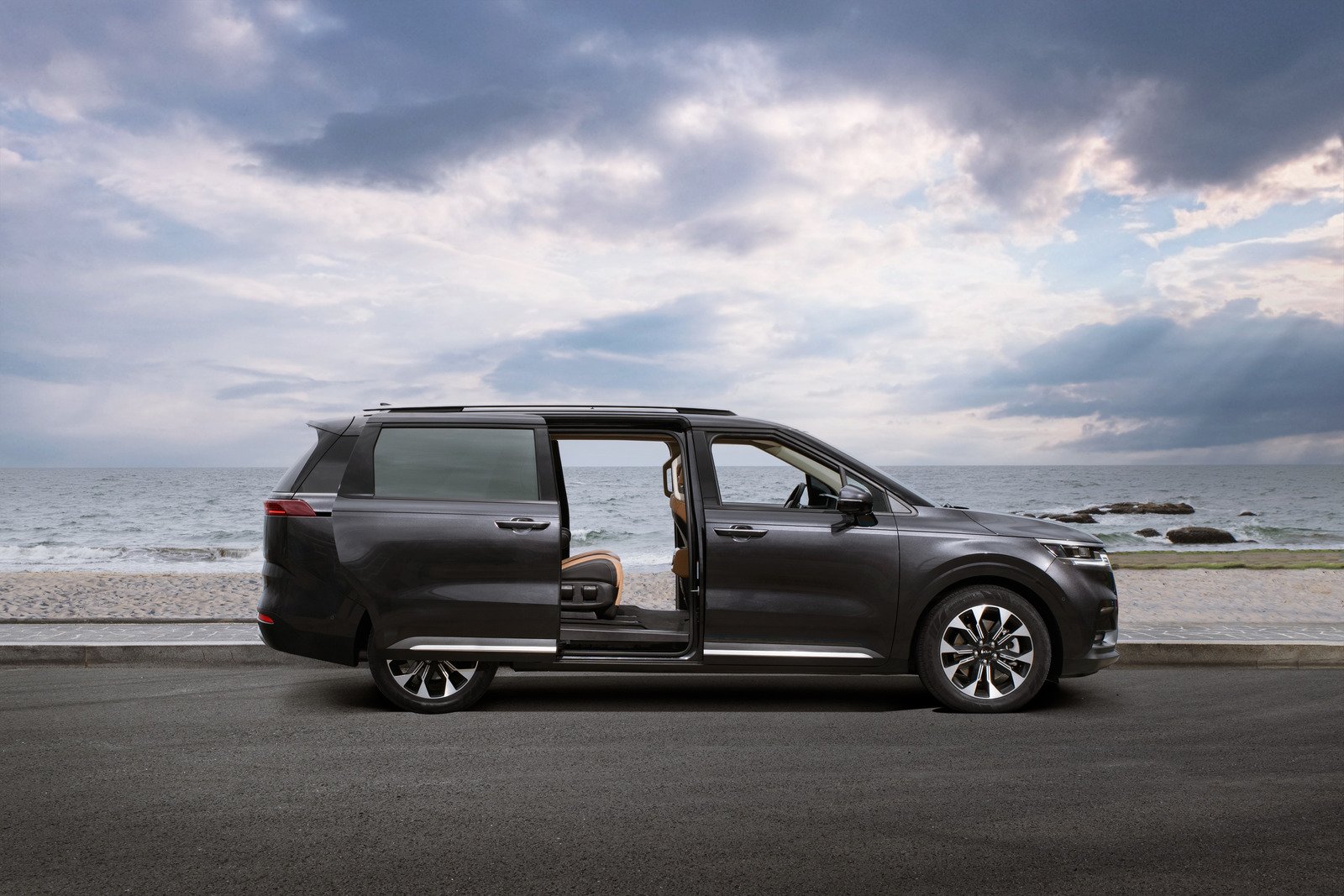 Crossover vs. SUV: Jaka jest różnica i który lepiej sprawdzi się w mieście?