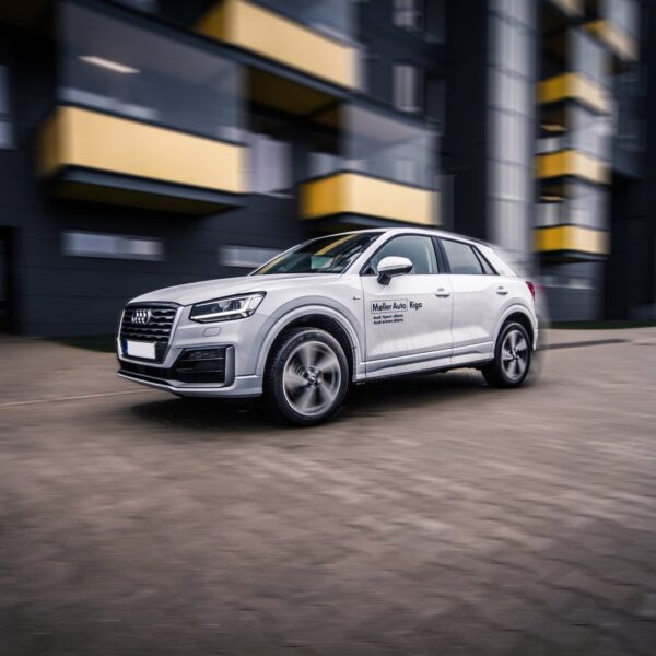 Innowacje w dziedzinie opon: Przegląd nowości i przyszłościowe rozwiązania.